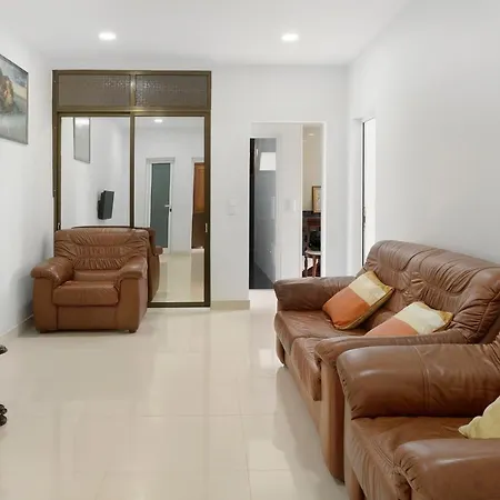 Casa T2 Com Carro Gratis בית נופש